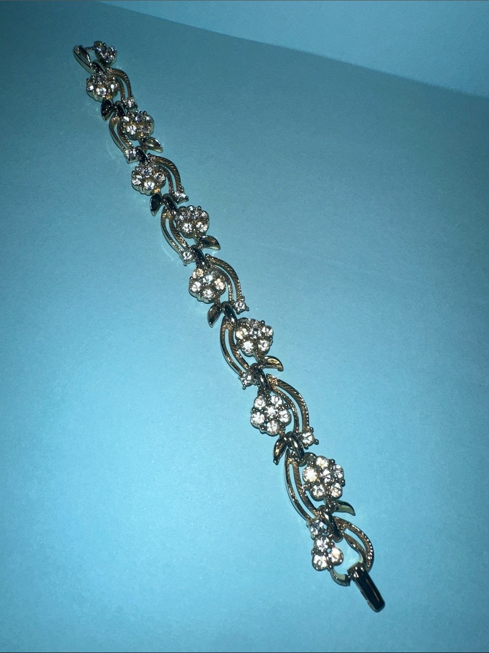Lisner Rhinestone Bracelet - Picture 5 of 6